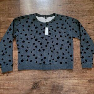 New women's Pullover Sweatshirt sweater Size Large Gray Black Stars Romeo + Ju